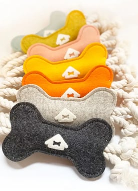merino-wool-dog-toy-in-assorted-colors_720x